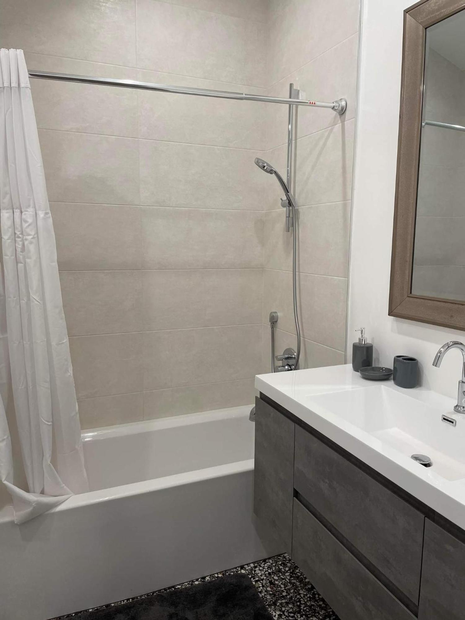 Gated Private House With Own Parking Sherman Oaks Los Angeles Ngoại thất bức ảnh